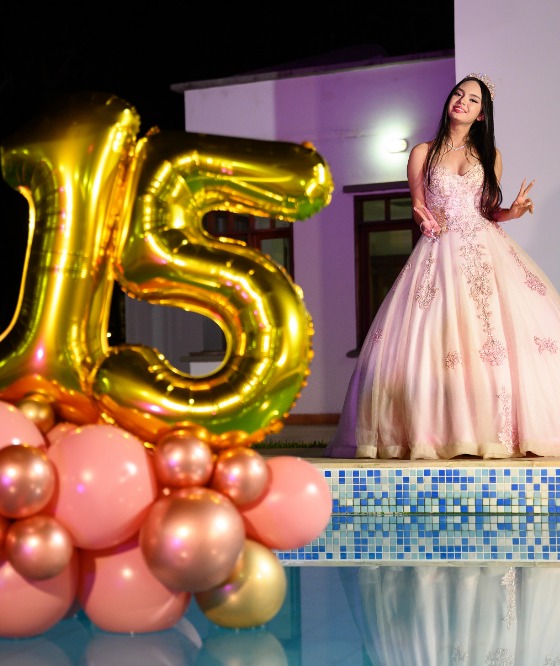 Fiesta  15 años Cali Rosa Gold