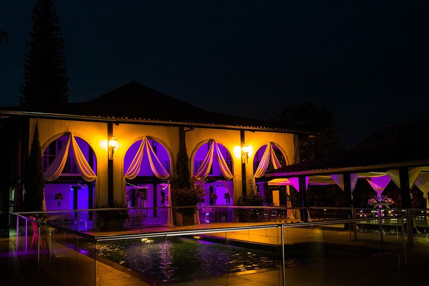 casa decoracion 15 años dorado y rosa